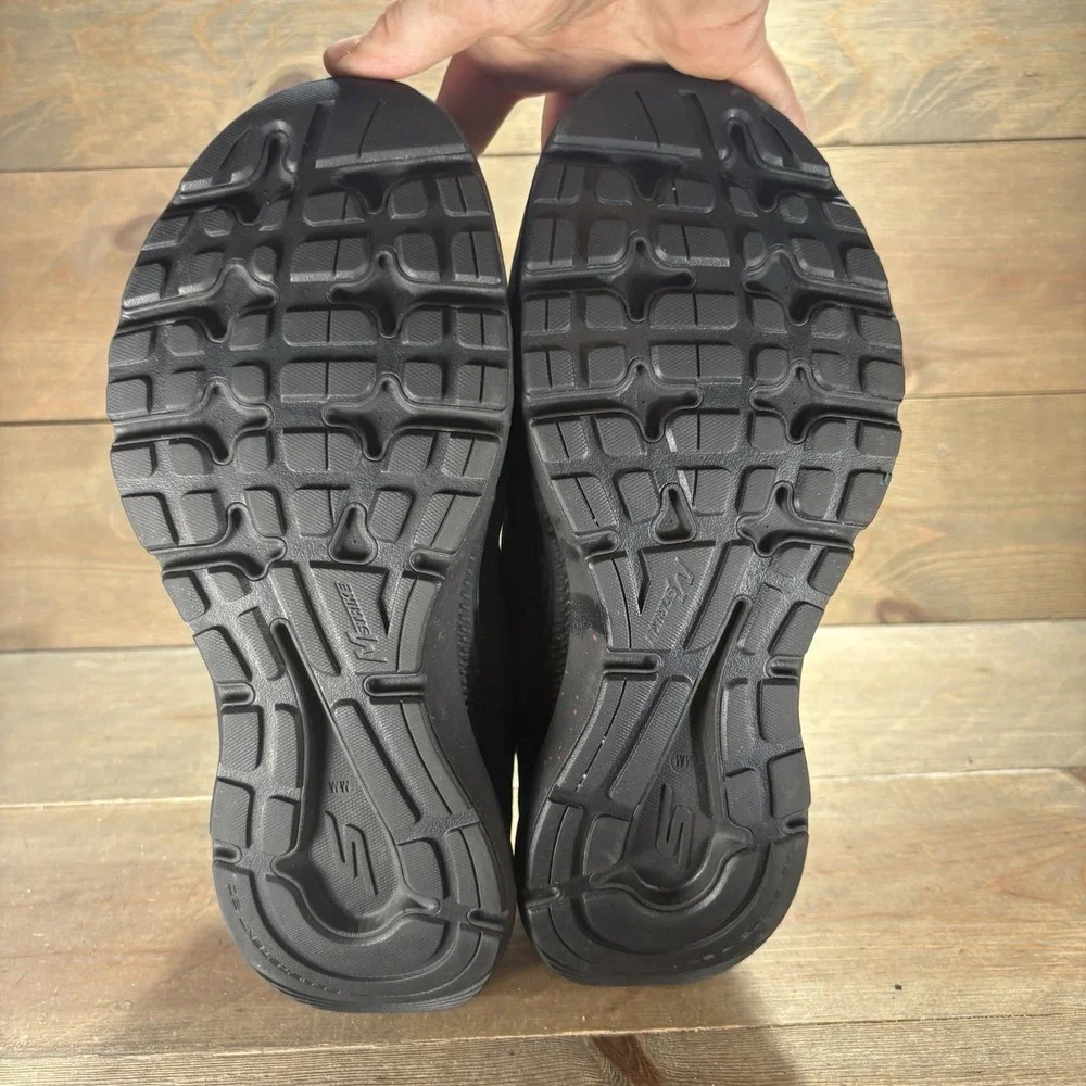 Skechers Slip ins Go Run Consistent 2.0 Mens 8.5 shoes Black Knit Wide Sneakers